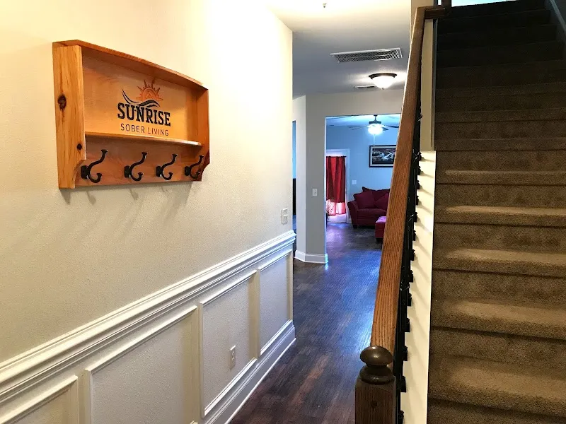 Sunrise Sober Living - Photo 2