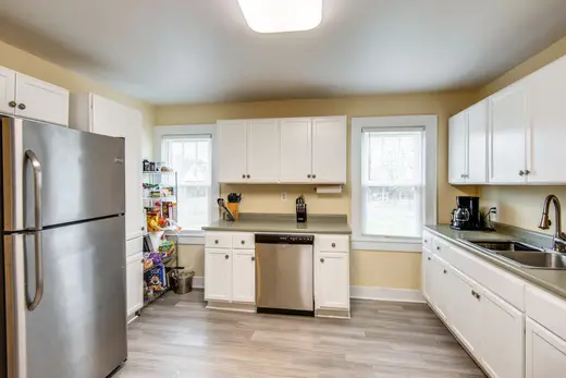A Design For Living Recovery Homes - Sober Living - Photo 4