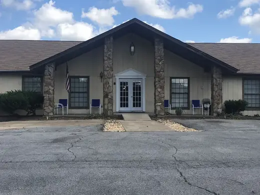 Freeman Sober Living - Photo 2