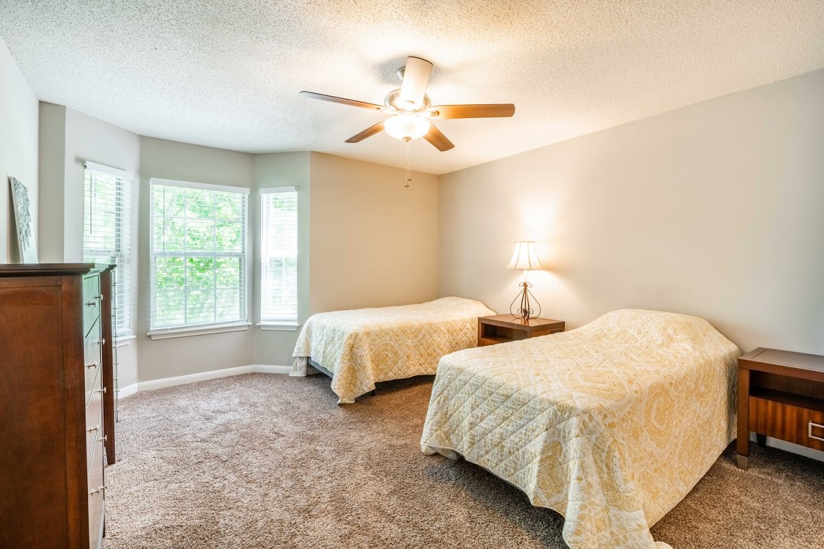 New Vision Recovery Residences - Photo 4